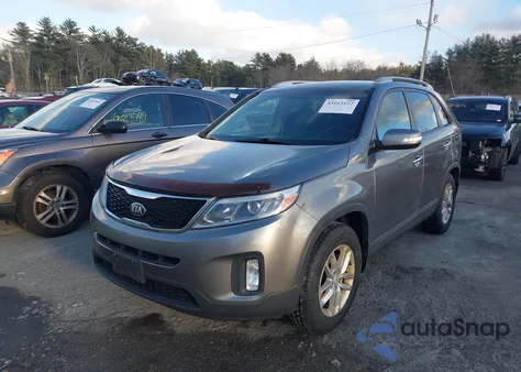 2014 Kia Sorento Lx z USA, uszkodzony, nr VIN 5XYKT4A60EG490127